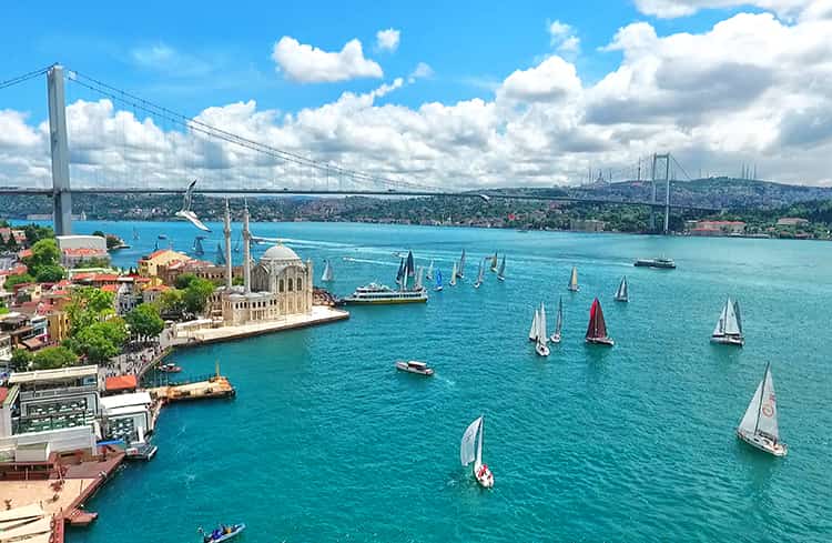 Istanbul Tour From Kemer Рафтинг