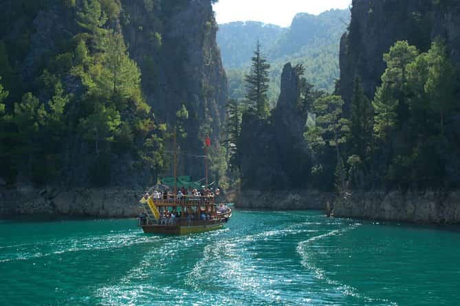 Green Canyon Boat Trip From Side Рафтинг