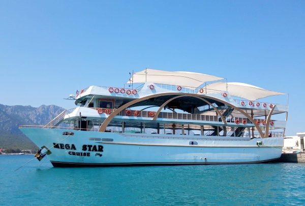 Mega Star Boat trip in Kemer цены на туры