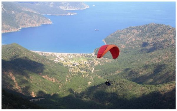 Paragliding in Adrasan Турция