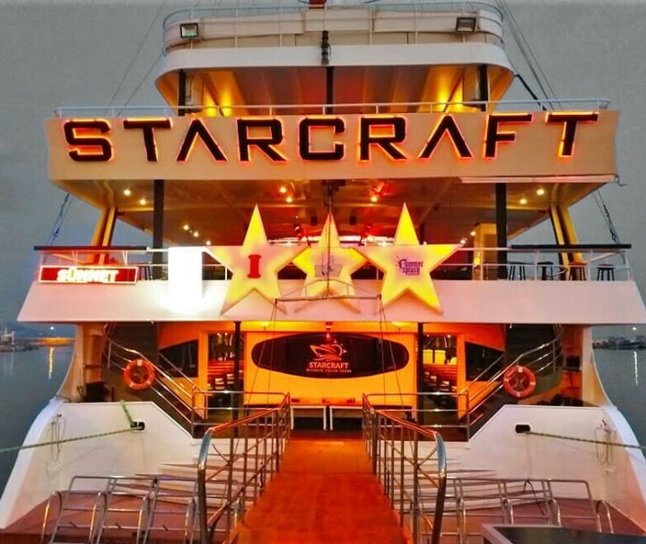 Starcraft Night Party Boat