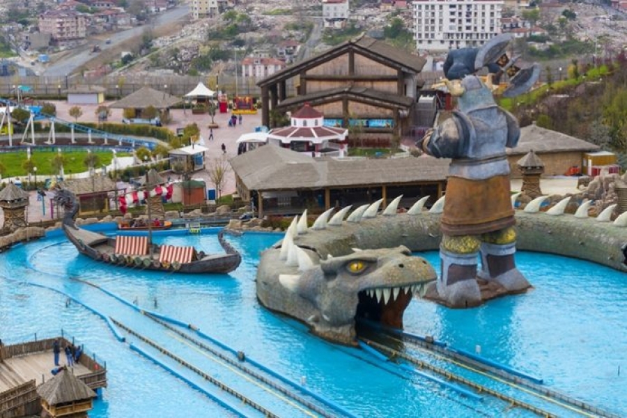 Isfanbul Theme Park Лодочный тур