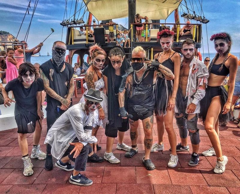 Pirate Boat Tour in Kemer Развлечение